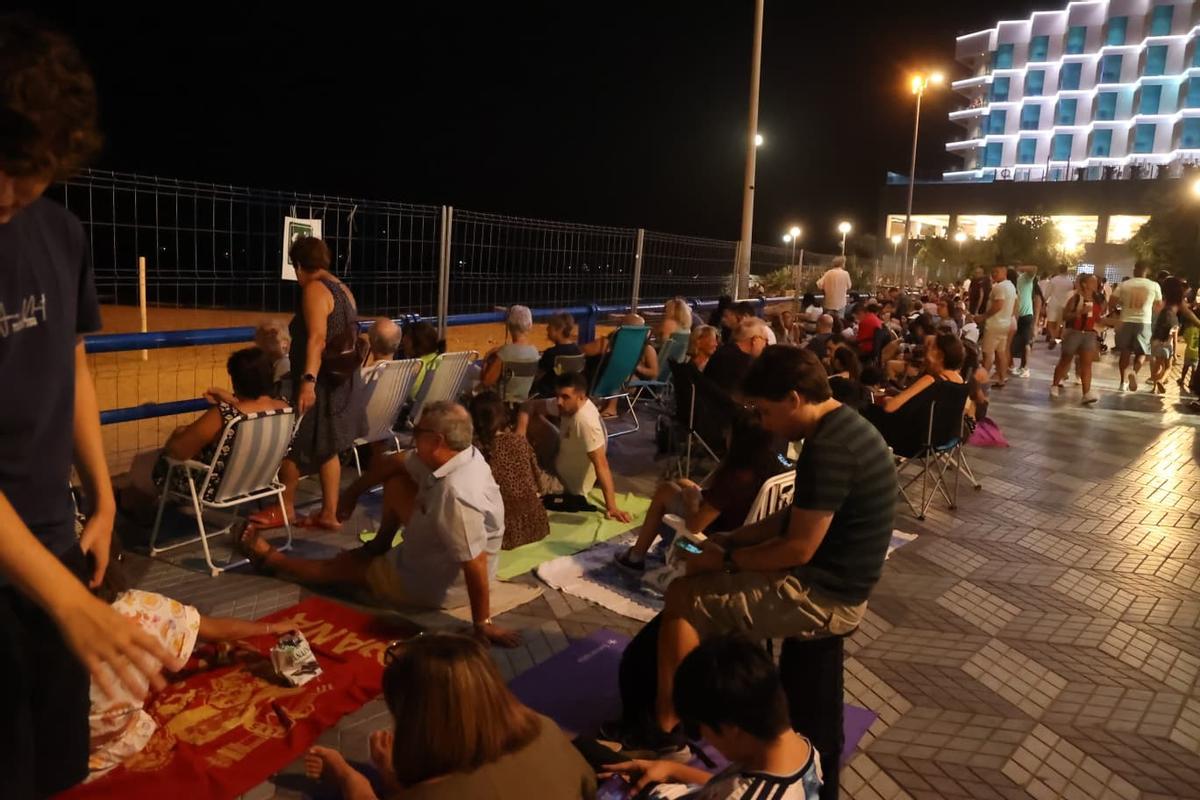 Última noche de fuegos artificiales de Hogueras: broche final a un certamen marcado por la nueva ubicación