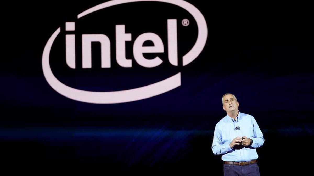 Intel pierde 1.277 millones en lo que va de año, pero vuelve a los beneficios trimestrales