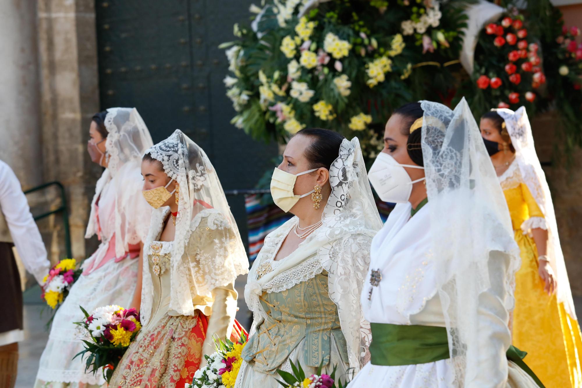 Búscate en el segundo día de Ofrenda por las calles del Mar y Avellanas entre las 9:00 y 10:00 horas