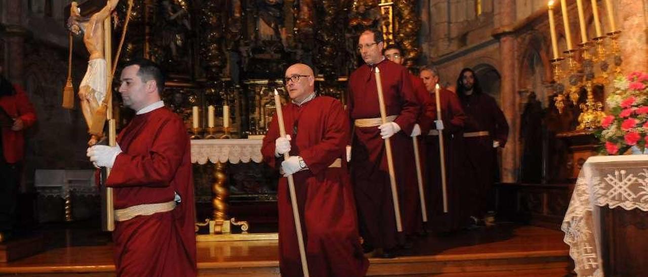 Vía Crucis en la iglesia de Santa Clara. // Gustavo Santos