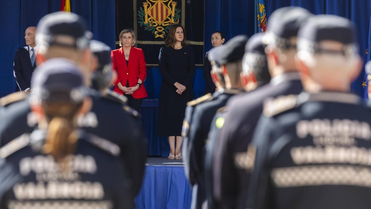 Acto de la Policía Local celebrado en la central de València.