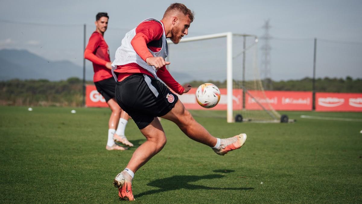 Samu Sáiz, futbolista del Girona