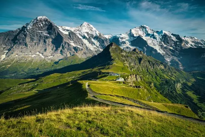 Un excursionista descubre por accidente un antiguo santuario romano en los Alpes suizos