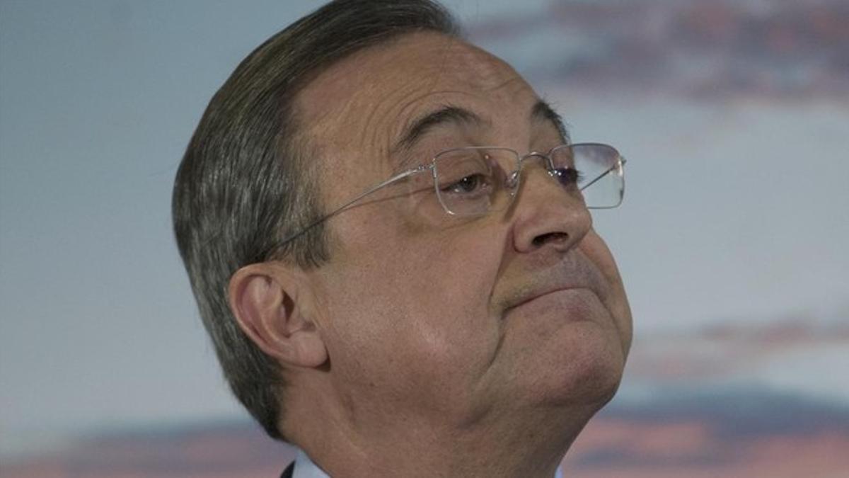 marcoslreal madrid s president florentino perez listens t140919191511