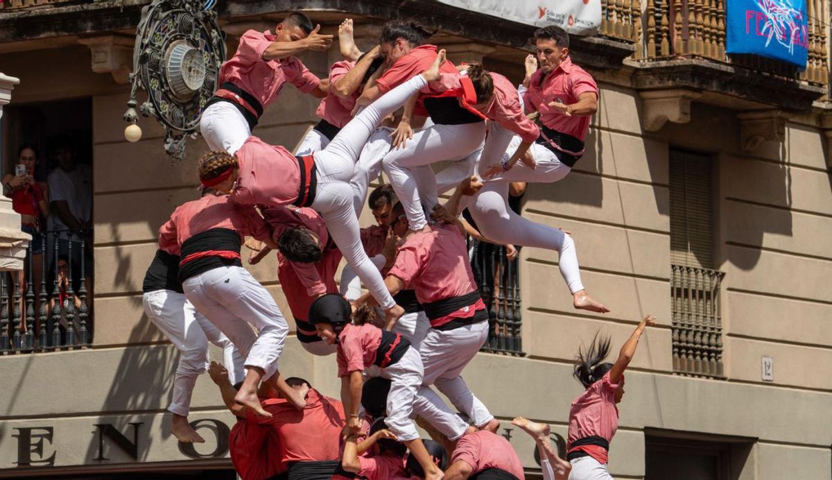 Una nena de la Vella de Valls, a l’uci a l’esfondrar-se un castell