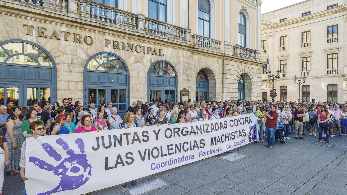 Manifestación contra caso de violencia machista en Burgos