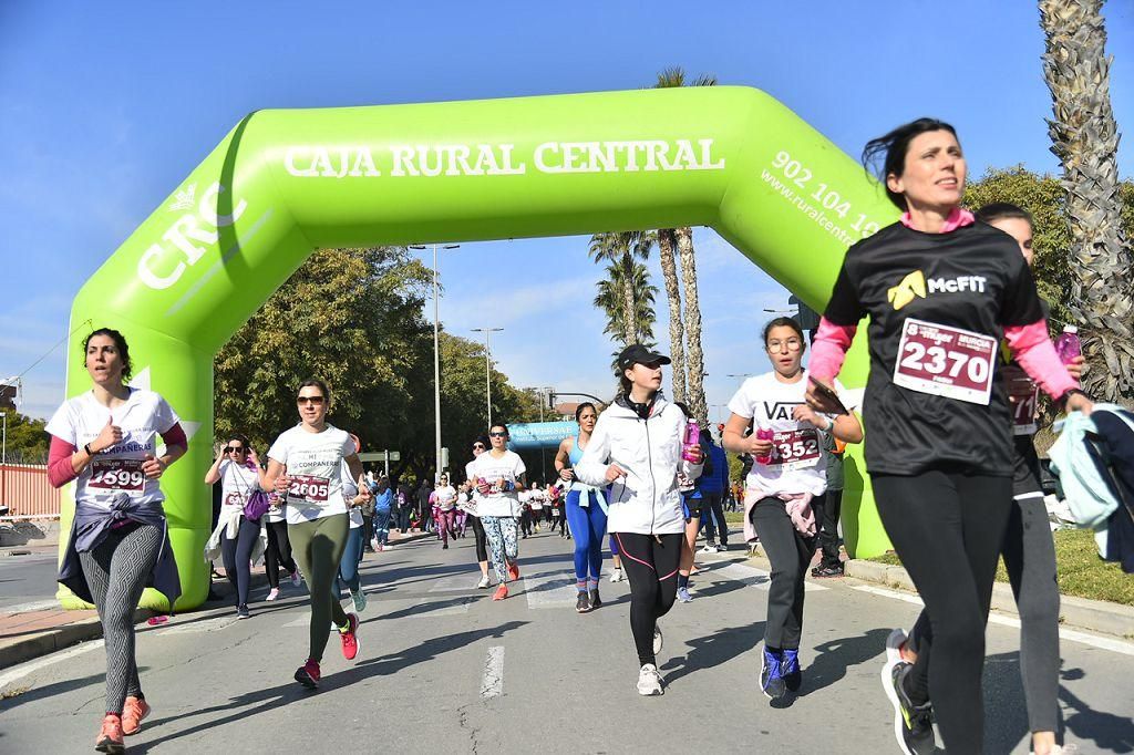 Carrera de la Mujer: recorrido por avenida de los Pinos, Juan Carlos I y Cárcel Vieja (2)