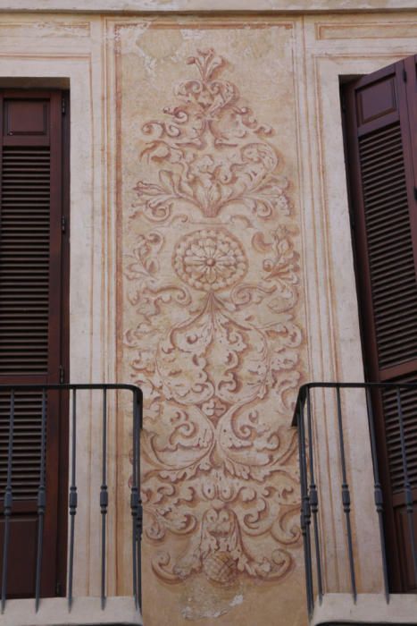 'Cinco bolas' de Simón Flynn, 'Casa del Obispo' de Nina Rodríguez y 'Torre de San Felipe' de Feliciano Ruy, ganadoras del Concurso Fotográfico'Pinturas Murales Barrocas" de Málaga Monumental