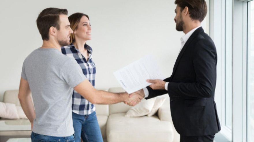 Trabajos Mejor Remunerados: El Auge del Agente Inmobiliario