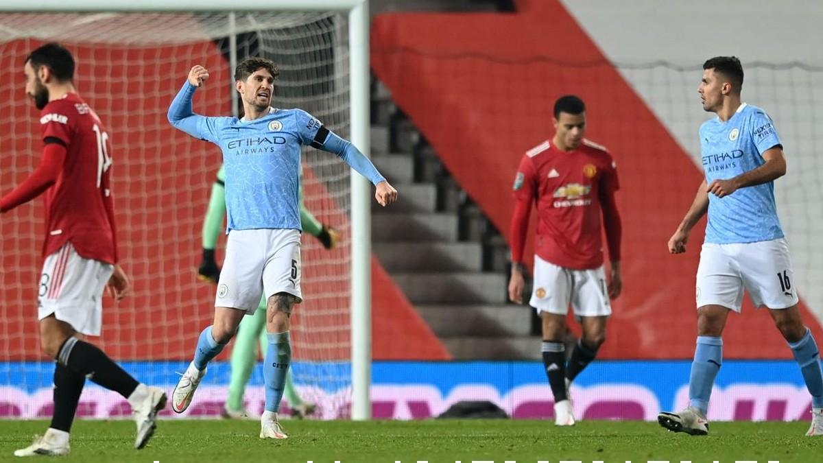 Stones celebrando su último triunfo en Old Trafford