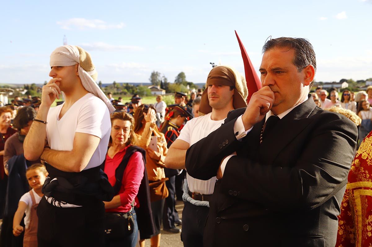 La procesión del Cristo de la Sangre del Higuerón, en imágenes