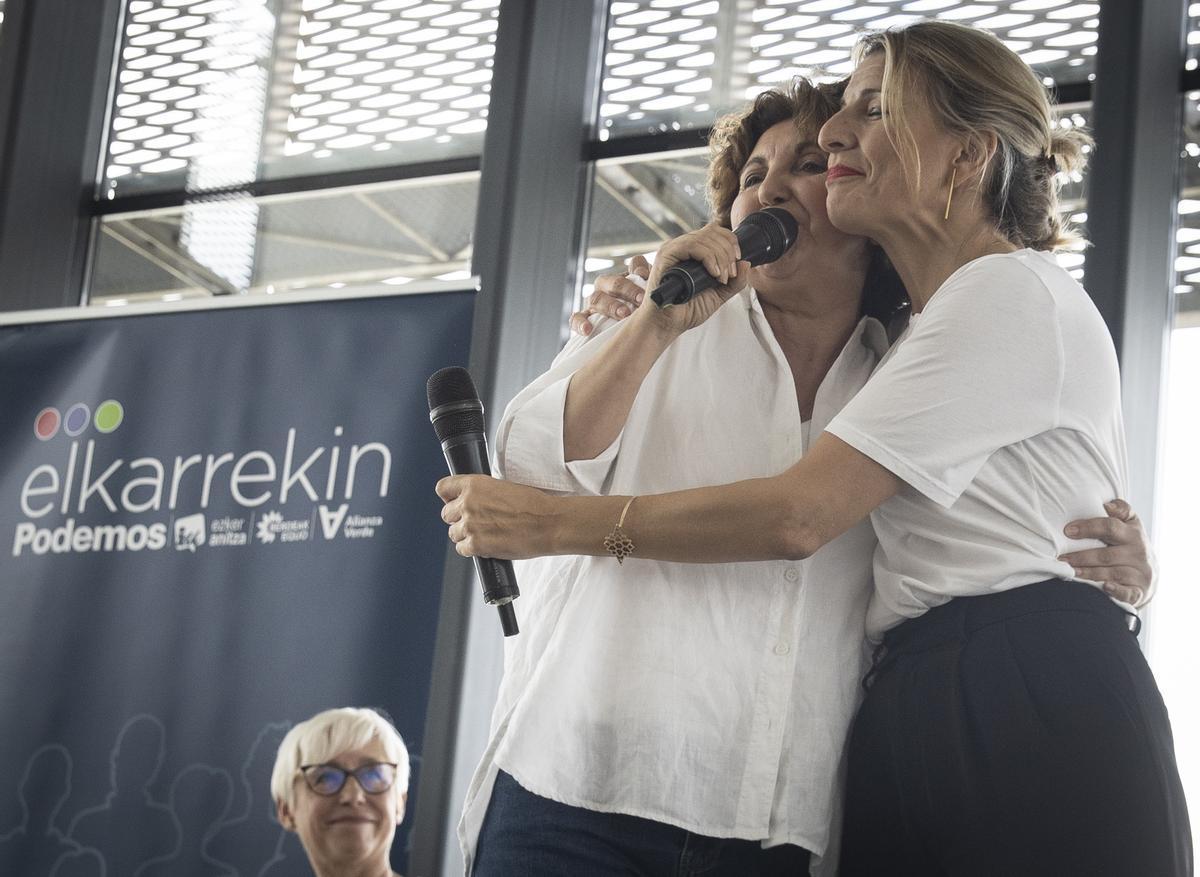 Podemos Euskadi se echa a los brazos de Yolanda Díaz, que endurece el tono contra Bildu