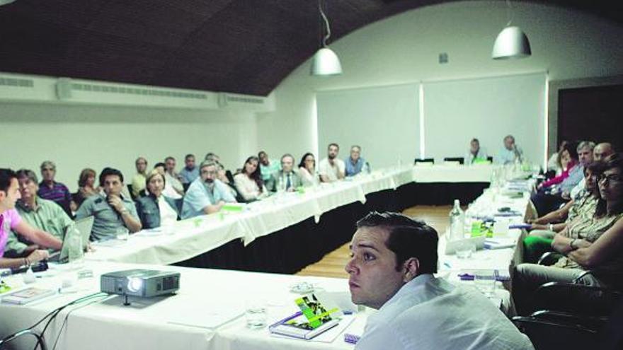 Cien especialistas en reproducción analizaron en Oviedo los avances de la última década
