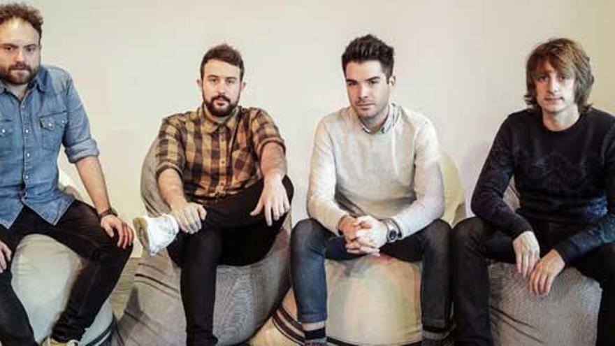 La banda Supersubmarina sufrió un accidente de tráfico.