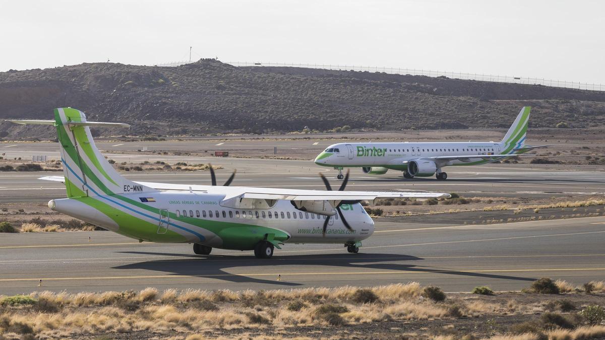 Dos aviones de la compañía canaria Binter