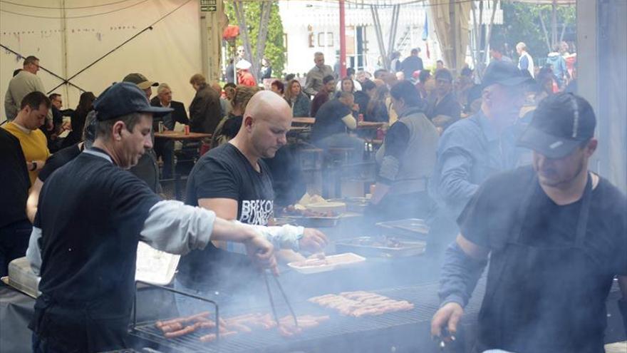 La comunidad rumana celebra San Jorge en el Parque de Atracciones