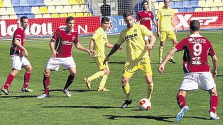 El Villarreal C se queda con la miel en los labios