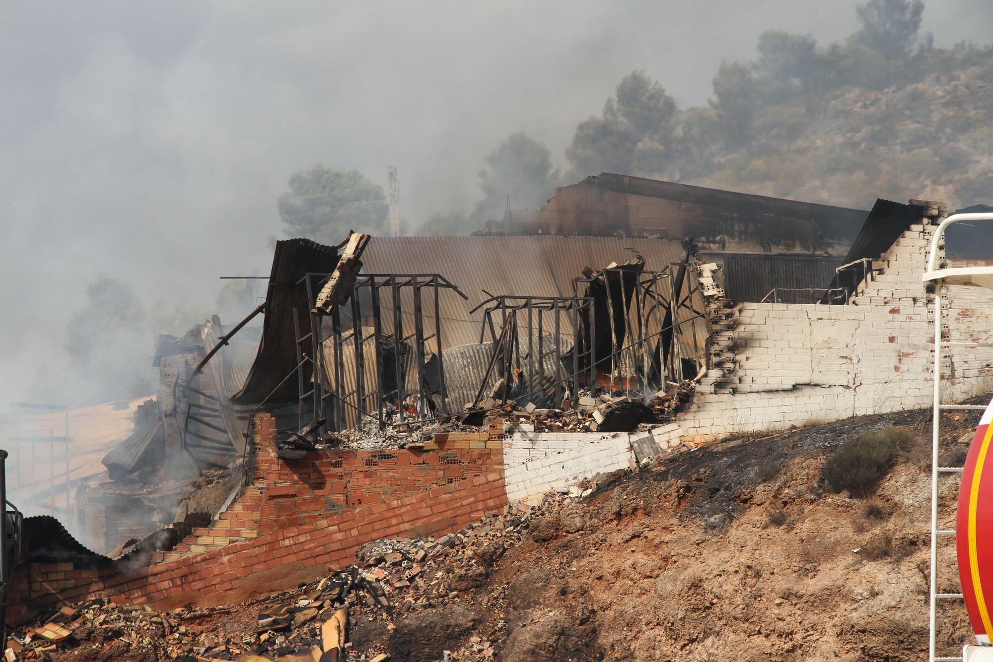 Incendio en el barranc de l'Horteta de la Vall