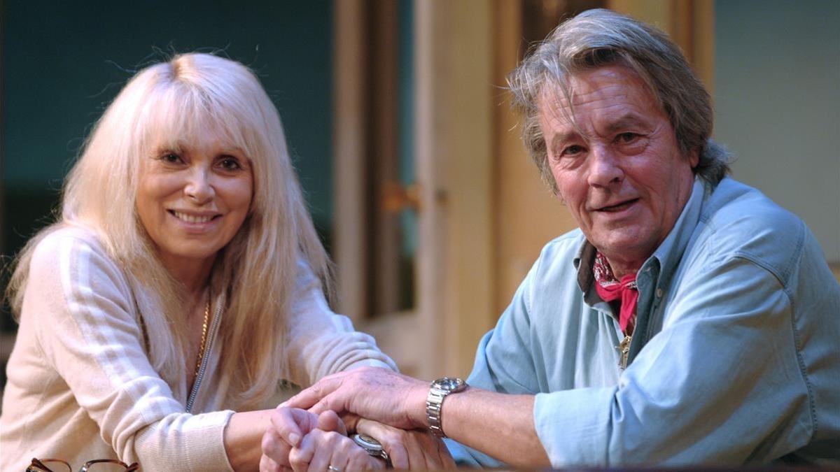 Mireille Darc, junto a Alain Delon, ha fallecido a los 79 años.