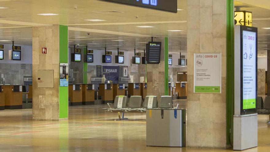 L&#039;Aeroport de Girona completament buit el passat octubre.