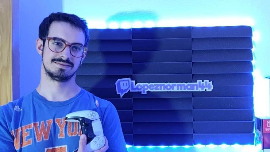 Norman López, primer creador de continguts en català que arriba als 10.000 seguidors a Twitch