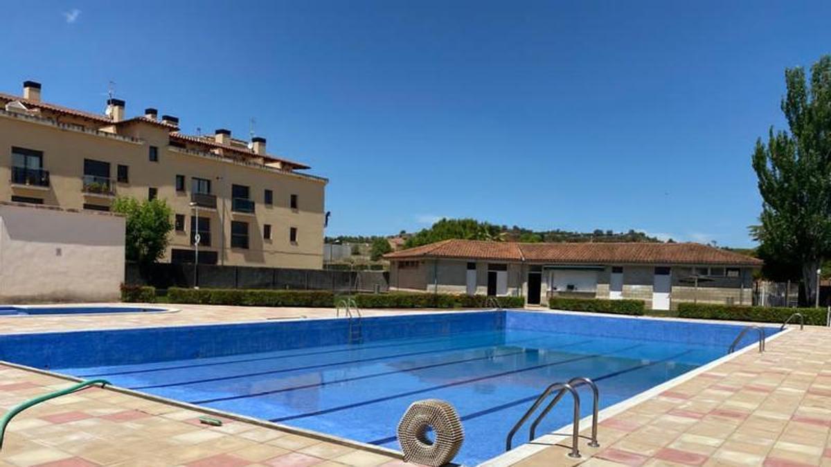 Piscina municipal dels Prats del Rei