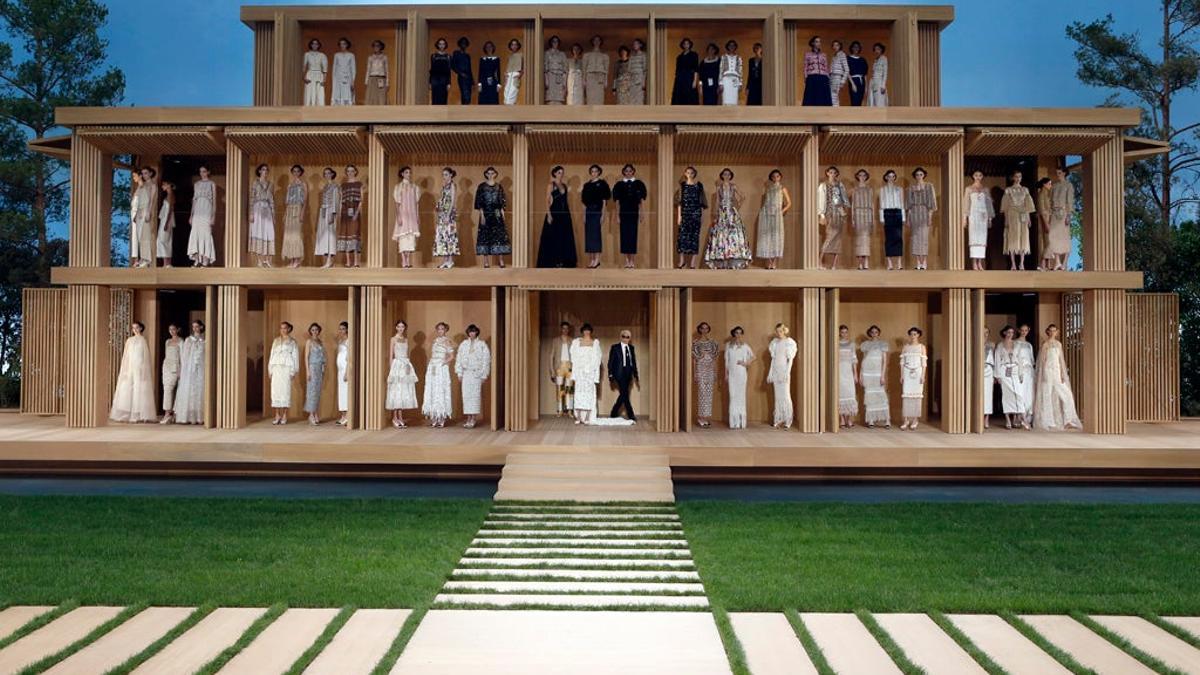 Los detalles del desfile de Chanel