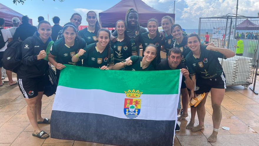 El Cacereño Femenino, colíder en la Primera de fútbol playa