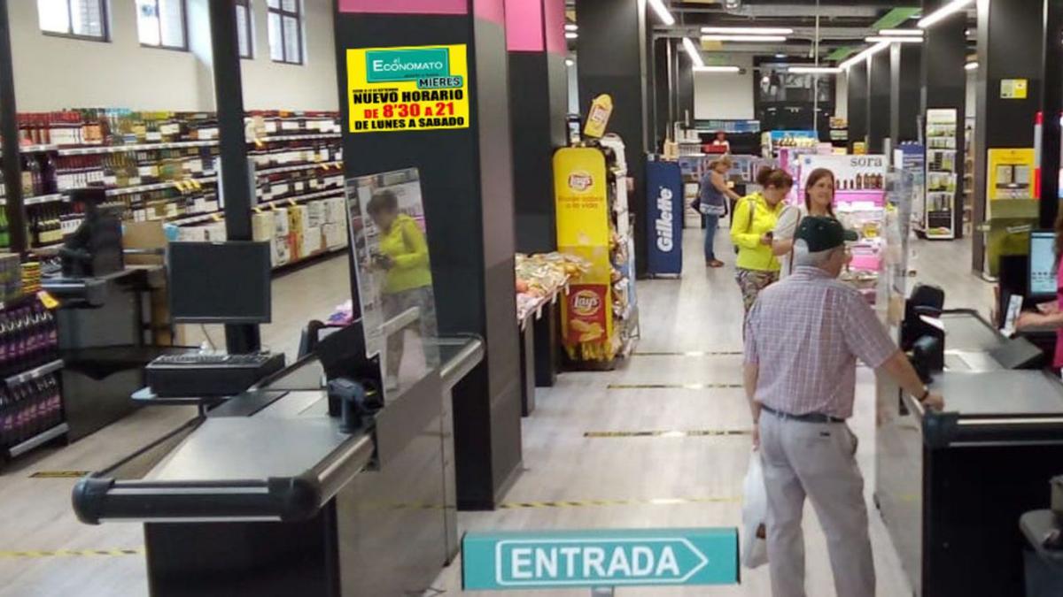 Supermercado El Economato, del grupo El Arco, en Mieres.
