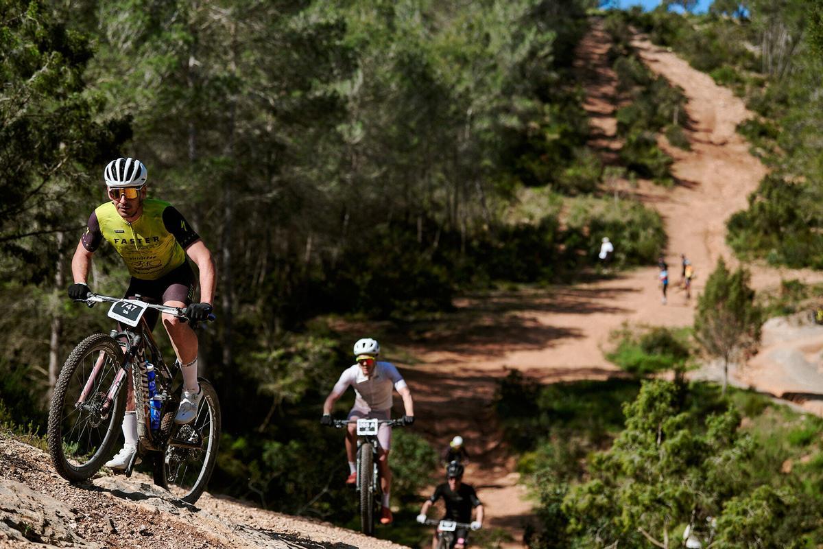 Las imágenes de la Vuelta a Ibiza MTB Siroko by Shimano