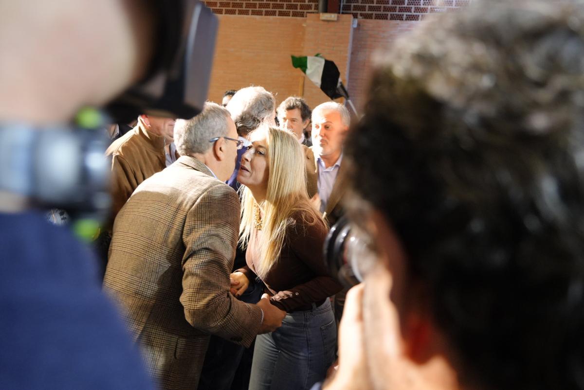 FOTOGALERÍA | El acto de Feijóo y Guardiola en Lobón, en imágenes