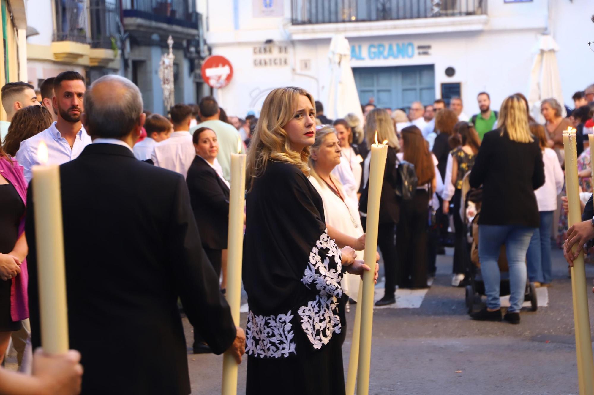 La procesión de la Virgen de los Desamparados en imágenes