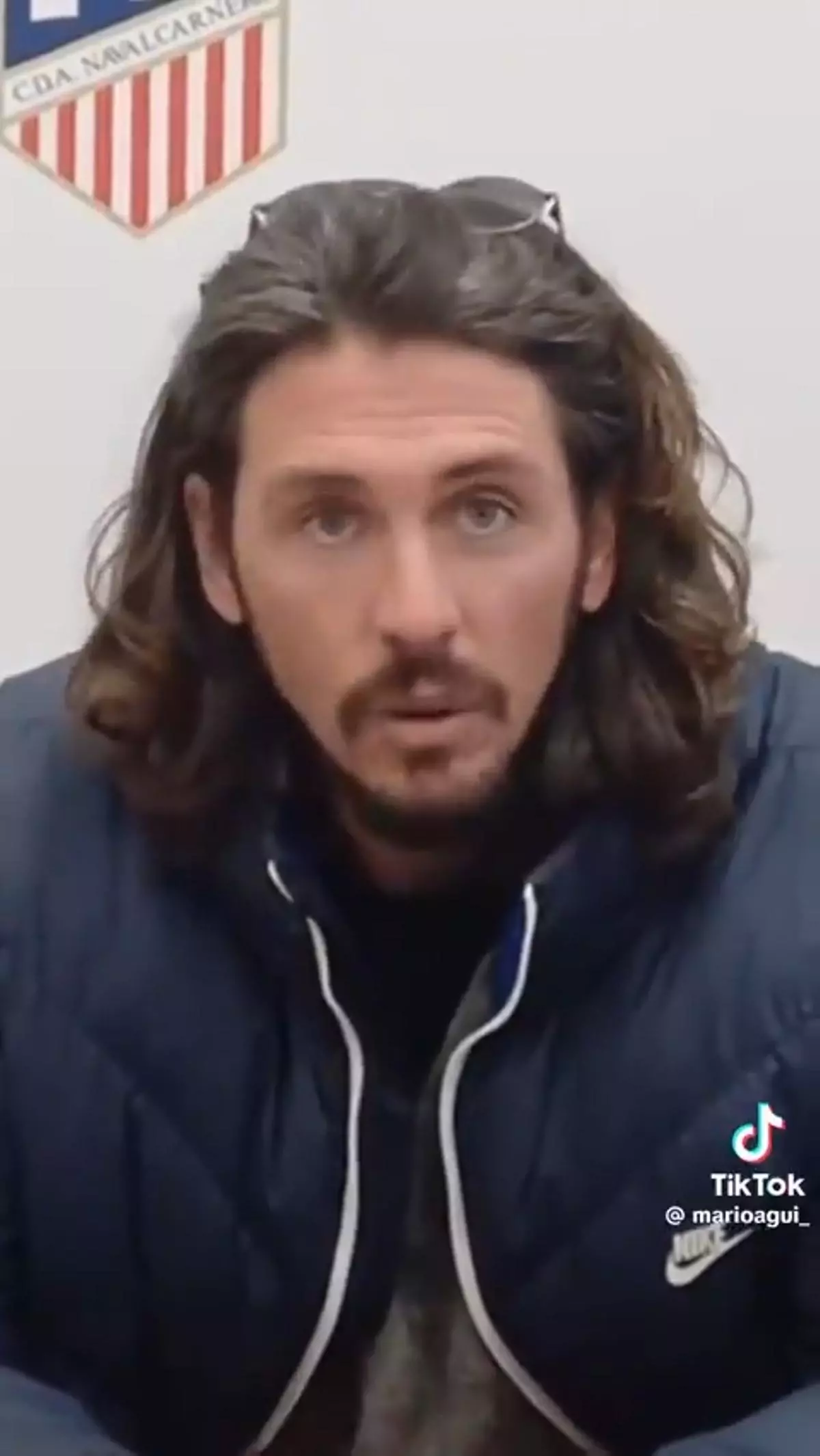 Javi Poves: "Luego sale el subnormal de Hugo Duro..."