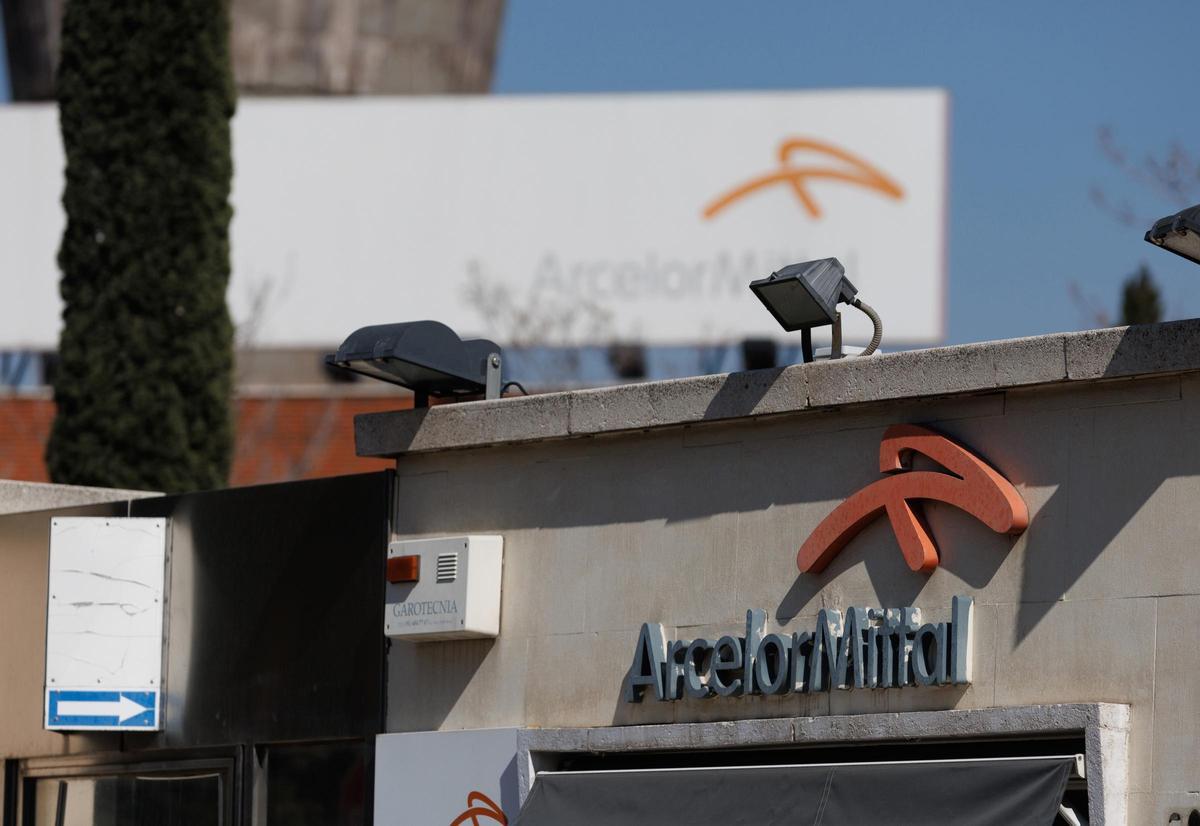 Entrada de la sede de ArcelorMittal.