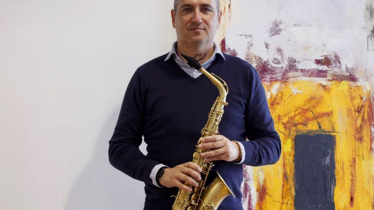  Rafael Barberá, professor de saxofon i música de cambra. 