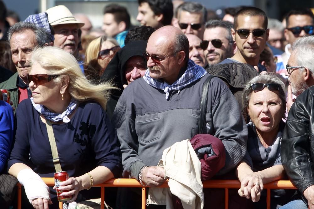 Búscate en la mascletà del 13 de marzo