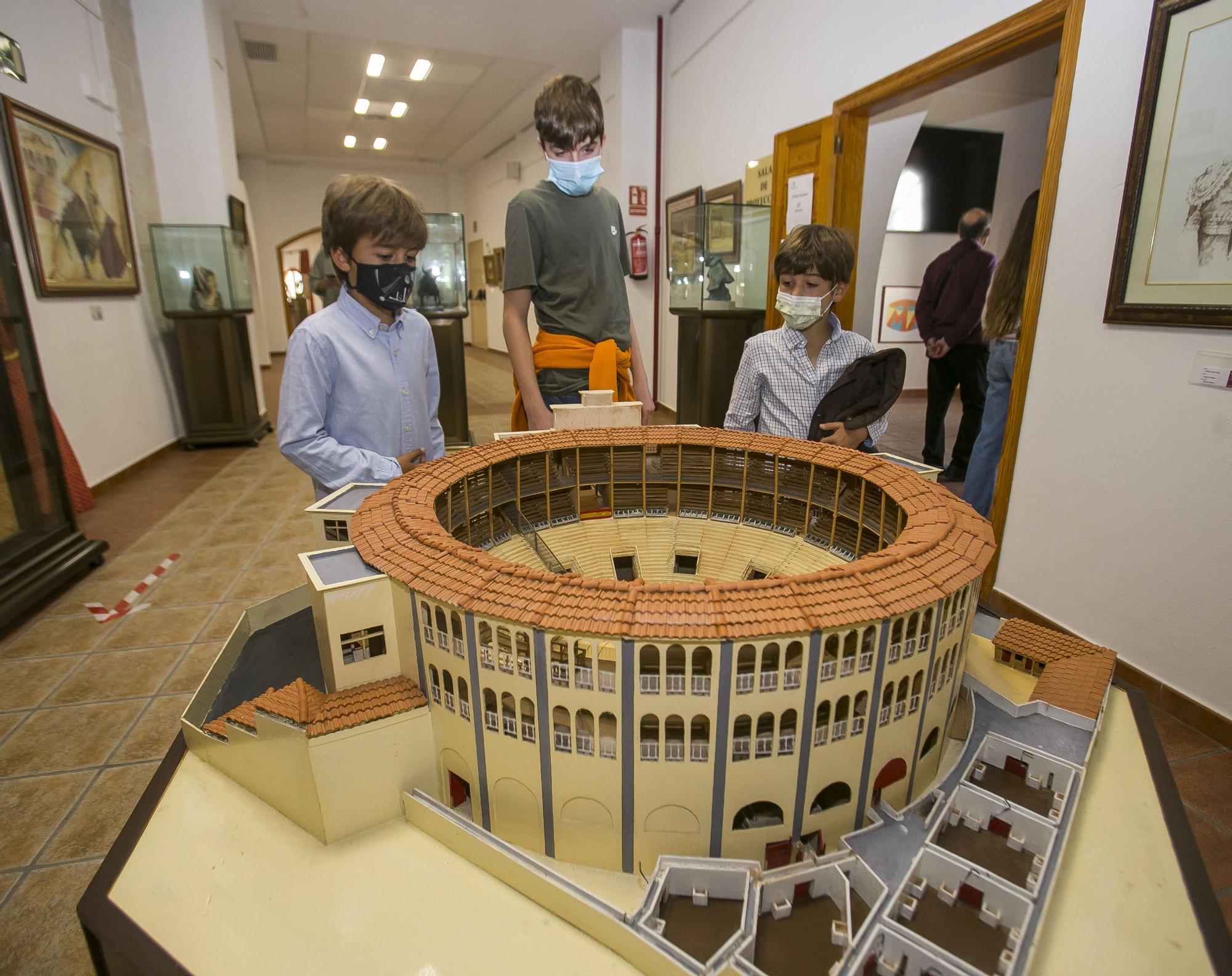 Donación de la familia Mazón al Museo Taurino