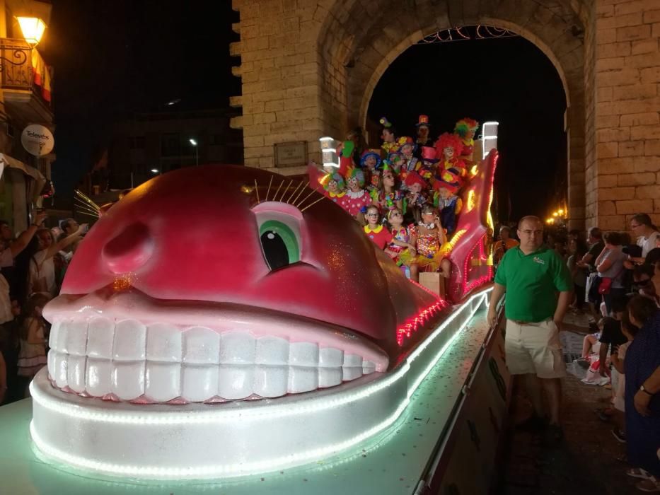 Desfile de carrozas en Toro