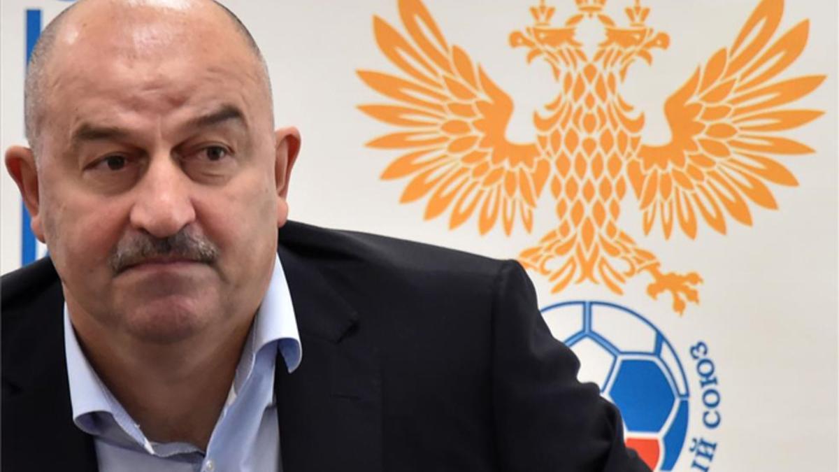 Cherchésov asumió el cargo de seleccionador ruso tras la salida de Slutski