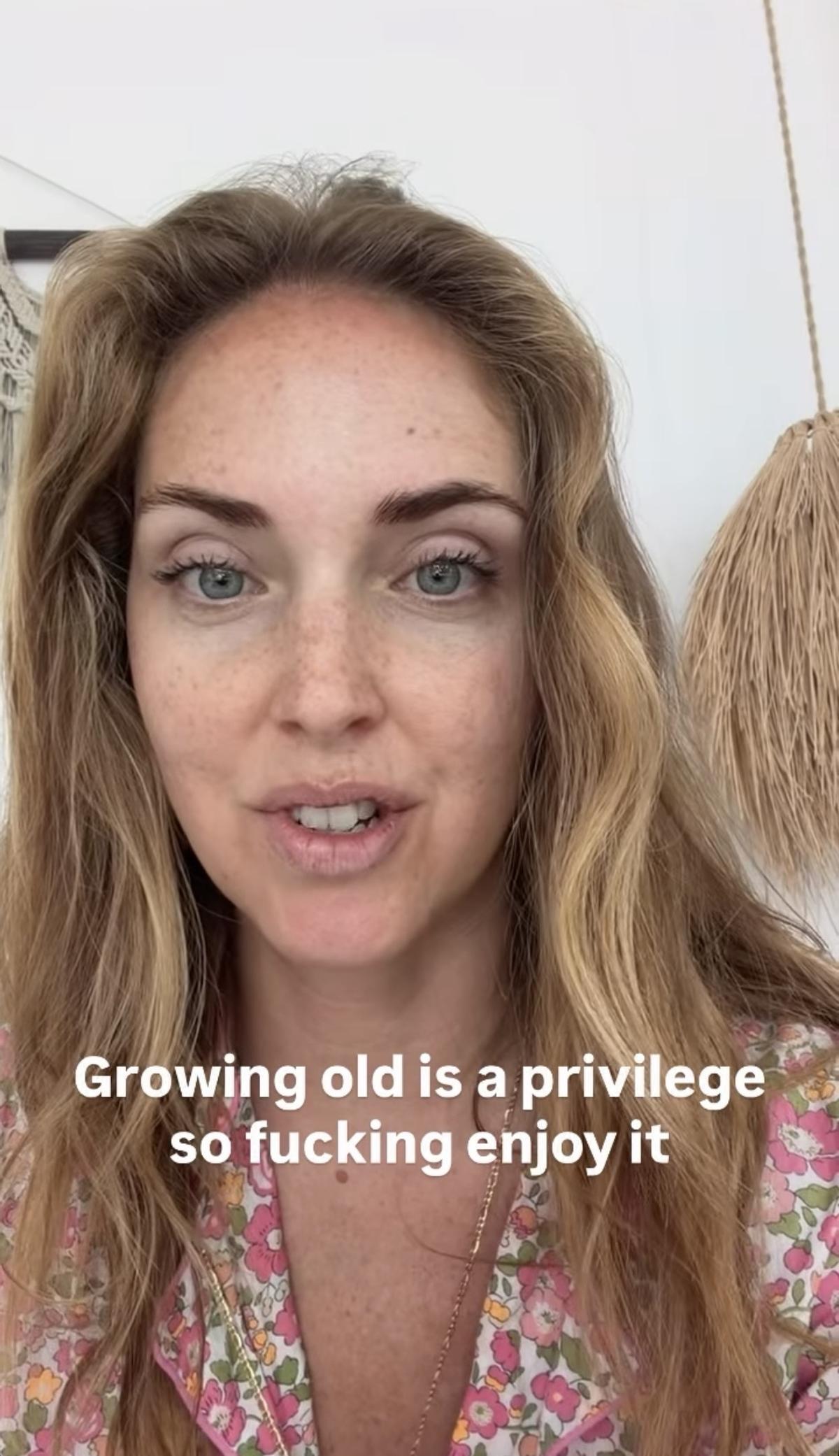 La reflexión de Chiara Ferragni sobre ver el envejecimiento como un privilegio
