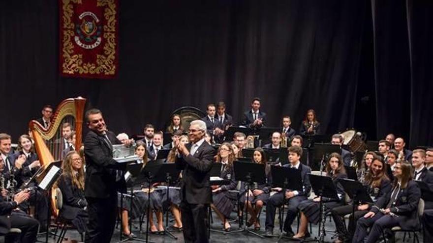 El músico Juan A. Ferrer recibe el XI premio «Amics de l&#039;Amistat»