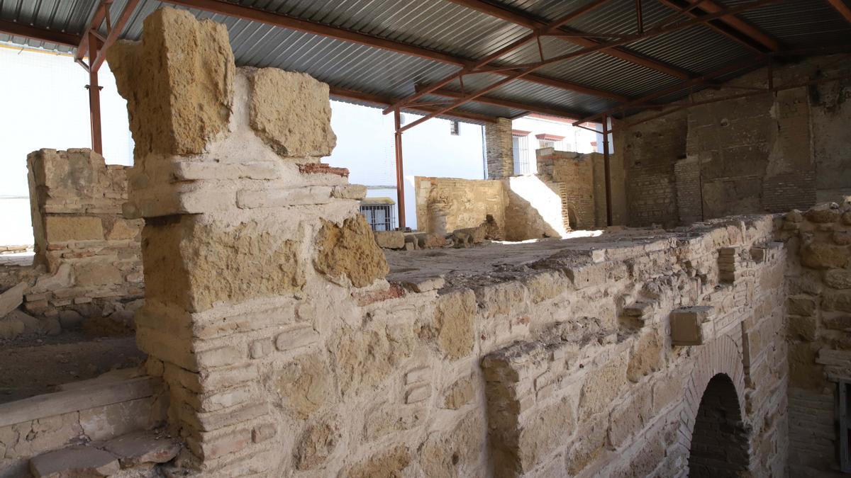 La Junta restaura los baños de La Pescadería