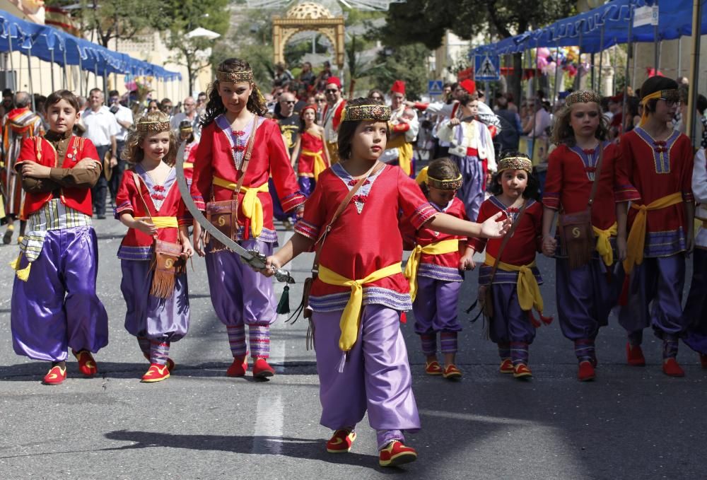 Desfile infantil de los Moros y Cristianos de Ibi