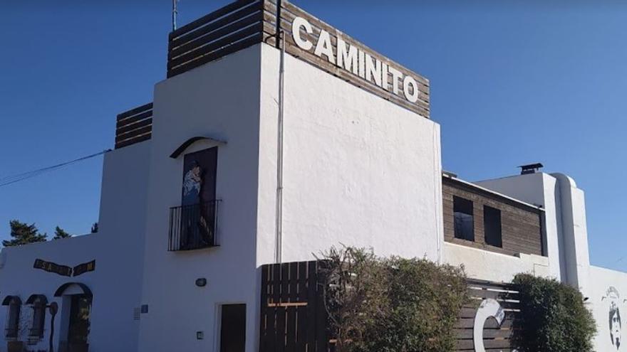 Fachada del antiguo Restaurante Caminito, en Formentera.