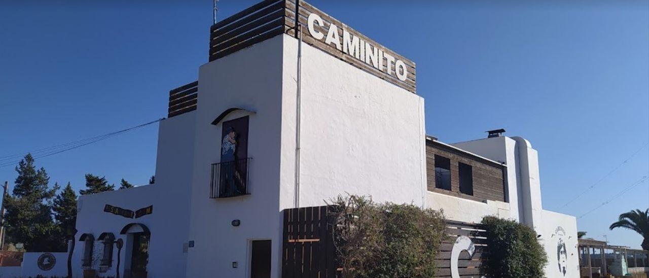 Fachada del antiguo Restaurante Caminito, en Formentera.