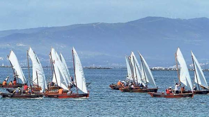 Cerca De Medio Centenar De Dornas Luchan Por El Entorchado De La Volta A Illa Faro De Vigo