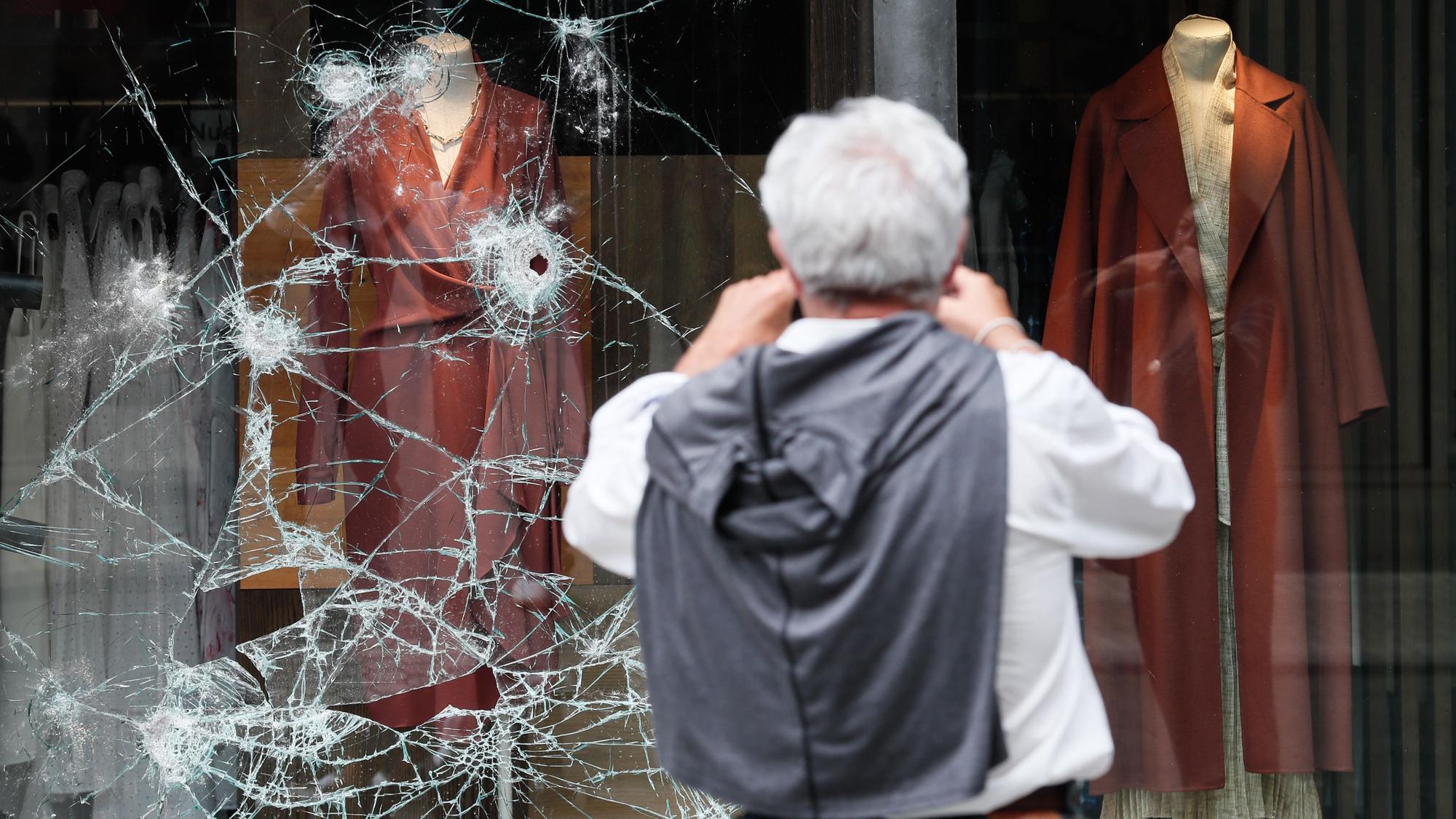 Daños tras los disturbios en San Sebastián