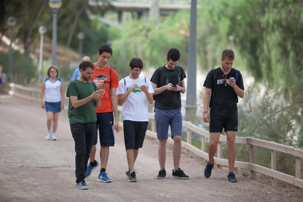 Pokémon Go conquista las calles de Elche