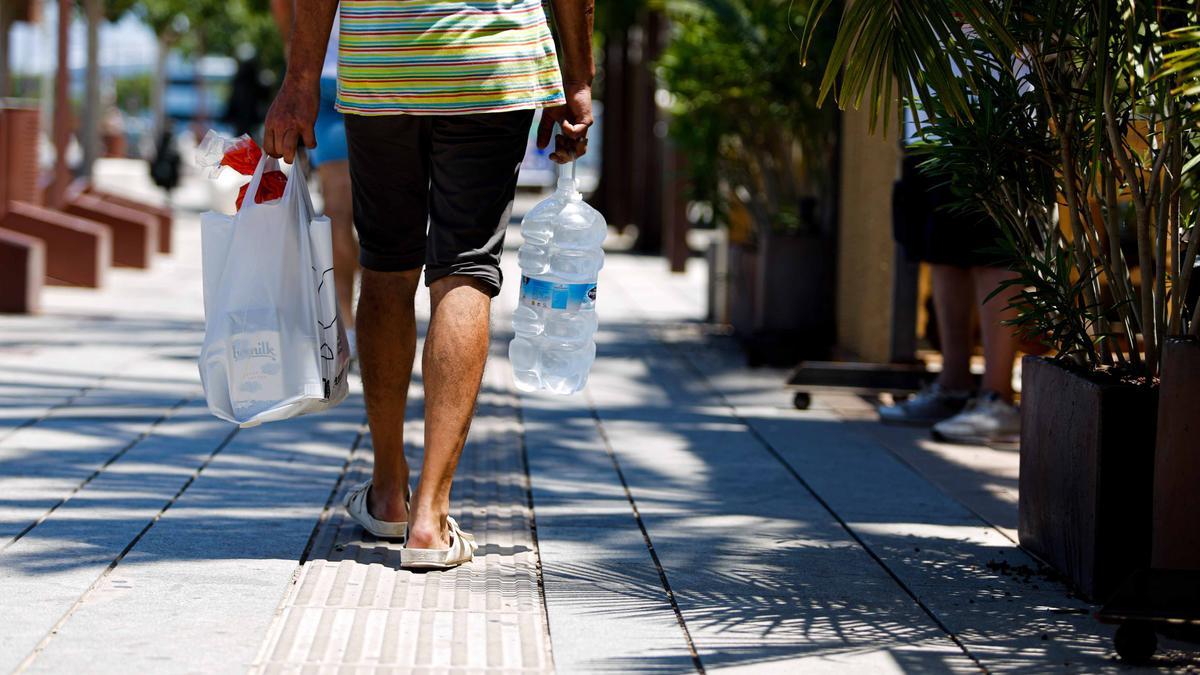 La alerta amarilla por altas temperaturas deja un calor sofocante en Ibiza