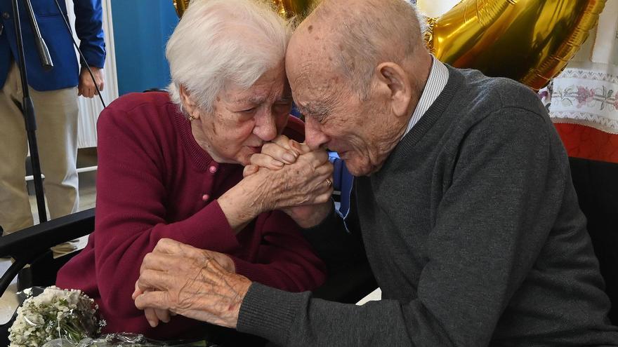 Un matrimonio de titanio en Castellón: Celebran 70 años casados y un amor de récord Guinness